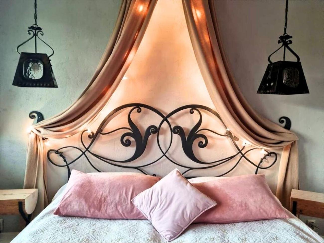 Villa Toscana Boutique มูชองค์ชิคแล ภายนอก รูปภาพ
