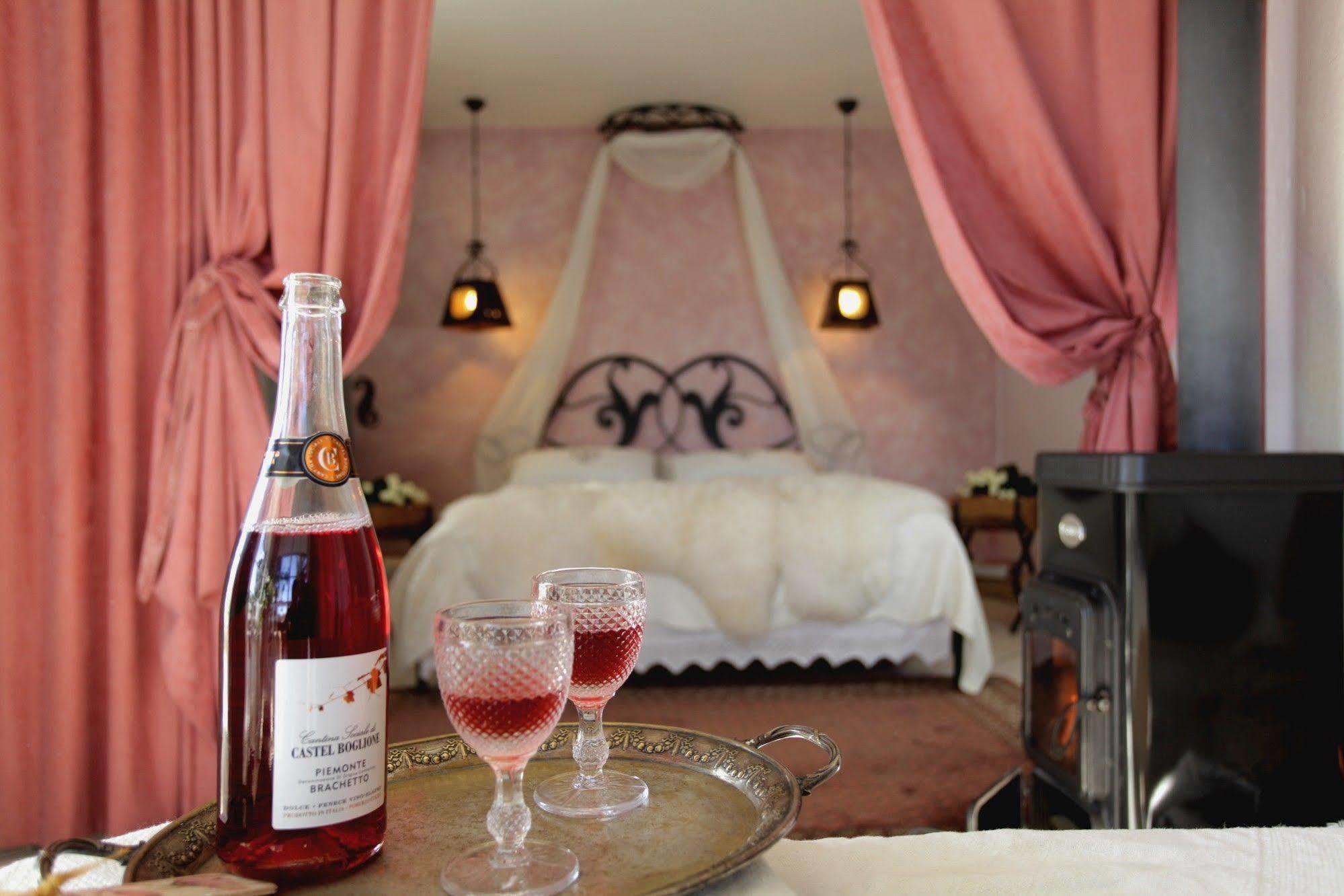 Villa Toscana Boutique มูชองค์ชิคแล ภายนอก รูปภาพ