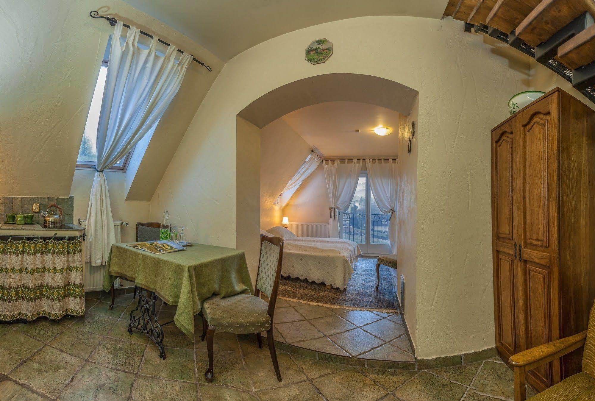 Villa Toscana Boutique มูชองค์ชิคแล ภายนอก รูปภาพ